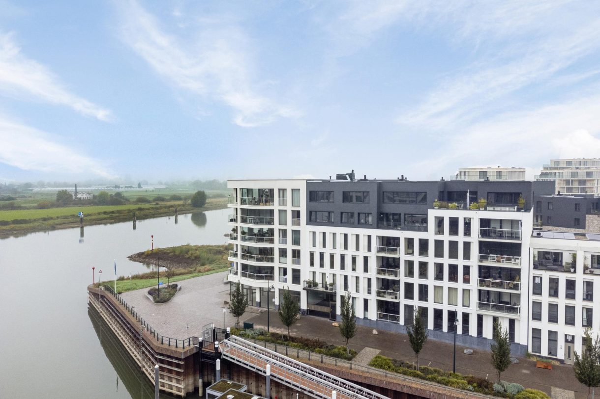 Te koop: Foto Appartement aan de Contrescarp 150 in Zutphen