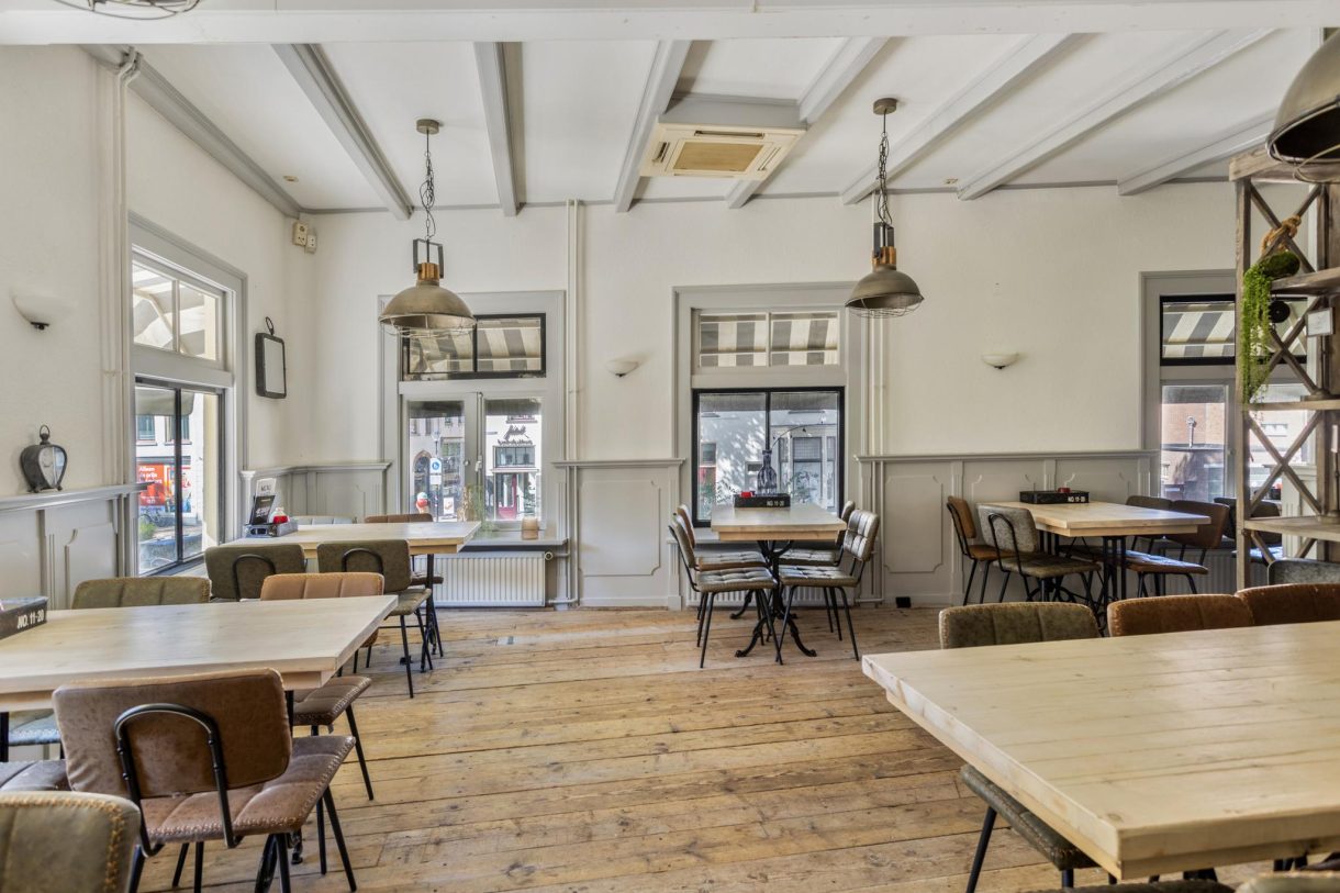 Te koop: Foto Woonhuis aan de Laarstraat 1 in Zutphen