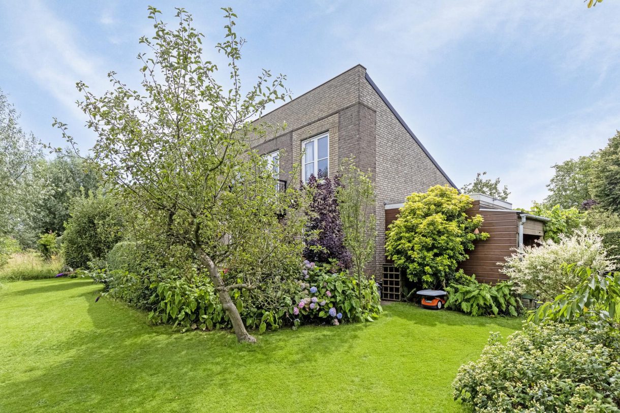 Te koop: Foto Woonhuis aan de Bronsbergen 25r 131 in Zutphen