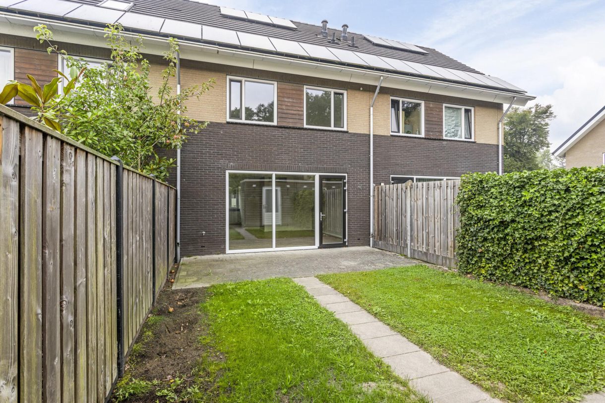 Te koop: Foto Woonhuis aan de Dr.v.d.Hoevenlaan 3b in Eefde