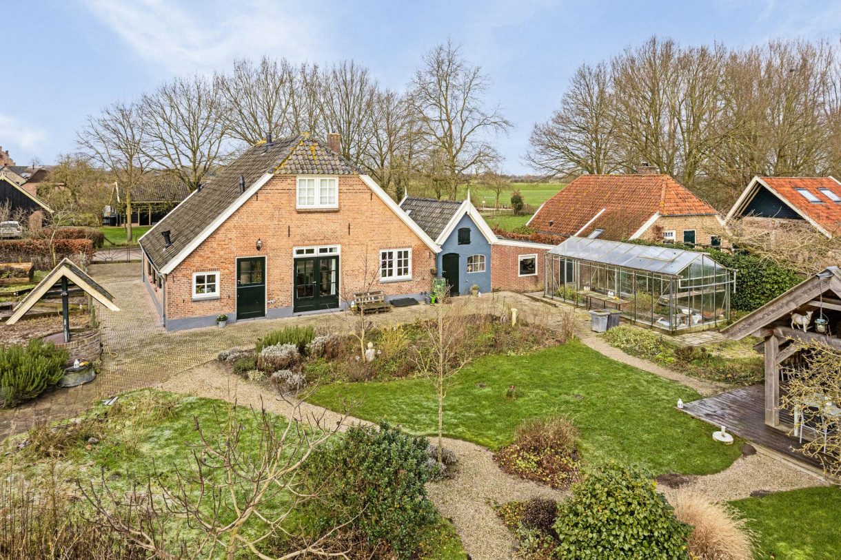 Te koop: Foto Woonhuis aan de 't Hof 18 in Bronkhorst