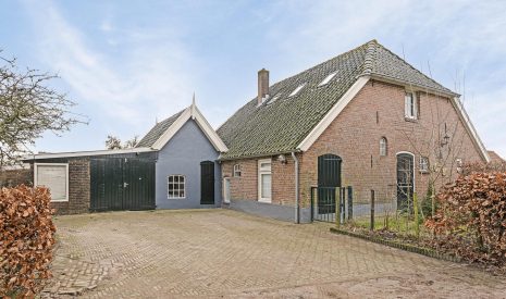 Te koop: Foto Woonhuis aan de 't Hof 18 in Bronkhorst