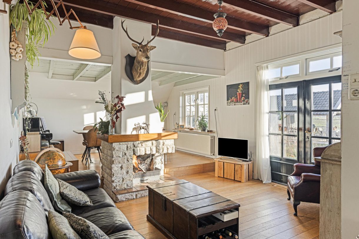 Te koop: Foto Woonhuis aan de 't Hof 18 in Bronkhorst