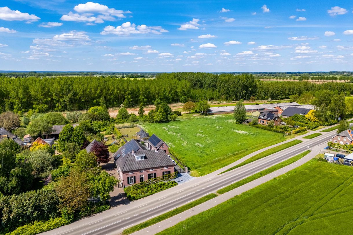 Te koop: Foto Woonhuis aan de Zutphen-Emmerikseweg 141A in Baak