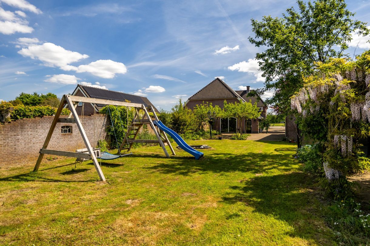 Te koop: Foto Woonhuis aan de Zutphen-Emmerikseweg 141A in Baak