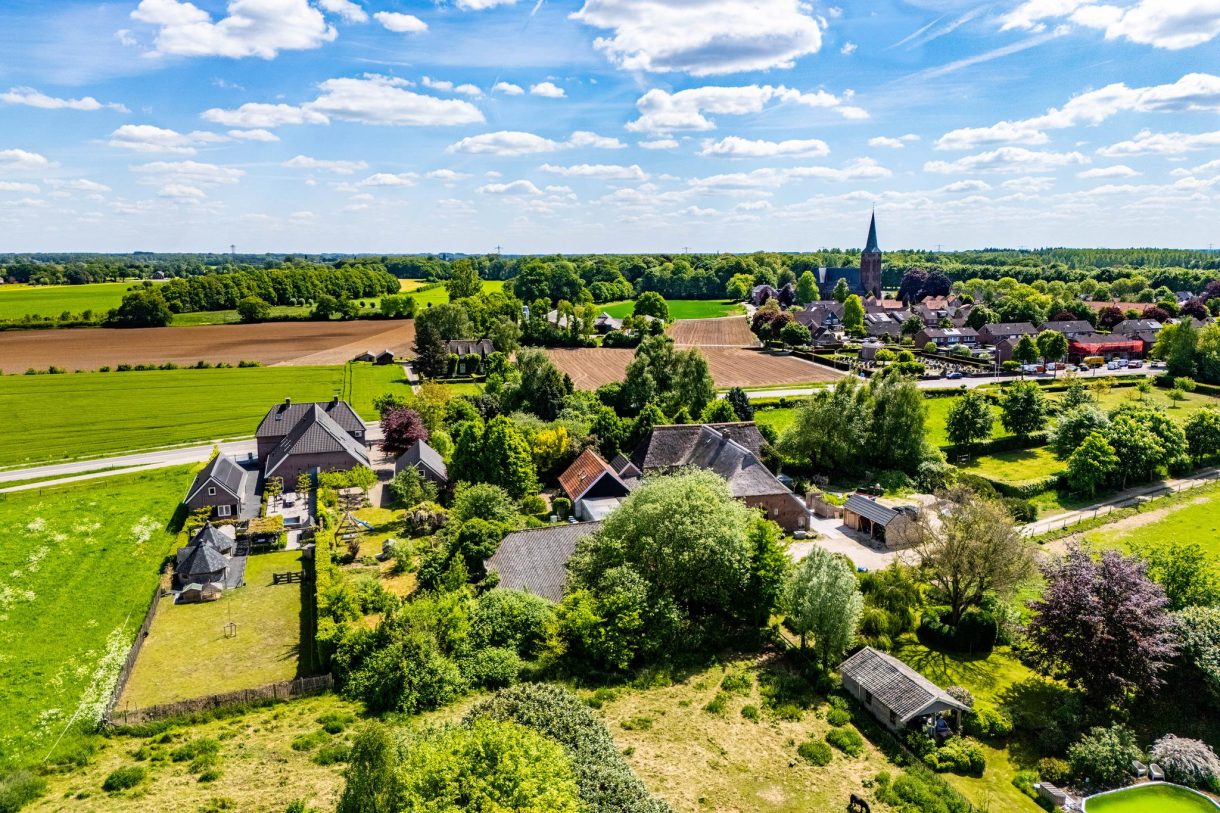 Te koop: Foto Woonhuis aan de Zutphen-Emmerikseweg 141A in Baak