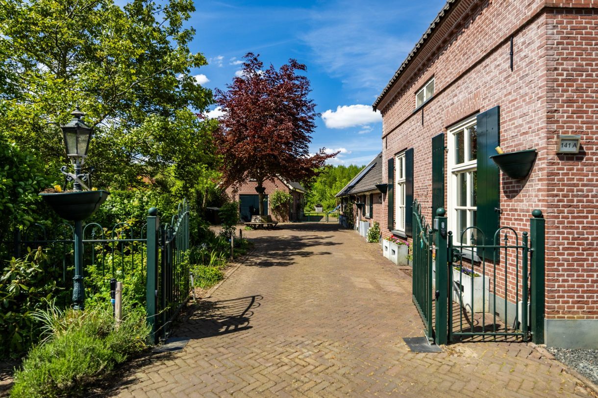 Te koop: Foto Woonhuis aan de Zutphen-Emmerikseweg 141A in Baak