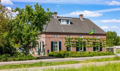 Te koop: Foto Woonhuis aan de Zutphen-Emmerikseweg 141A in Baak