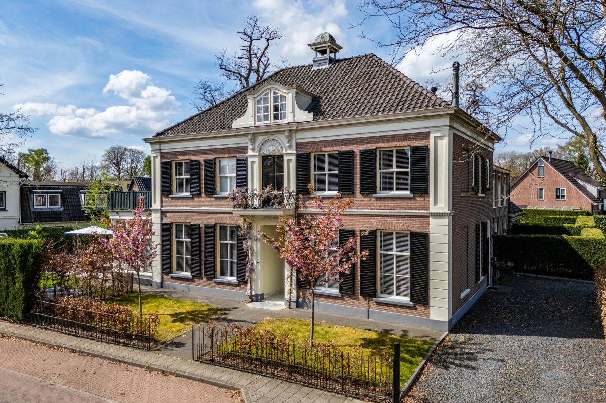 Te koop: Foto Woonhuis aan de Zutphensestraatweg 15 in Dieren