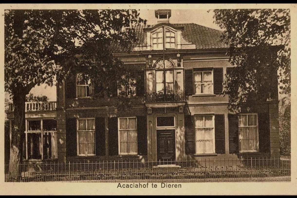 Te koop: Foto Woonhuis aan de Zutphensestraatweg 15 in Dieren