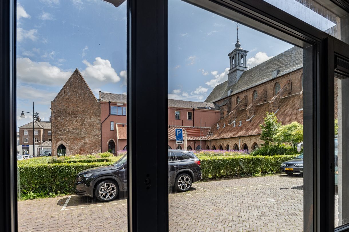 Te koop: Foto Appartement aan de Broederenkerkplein 1 in Zutphen