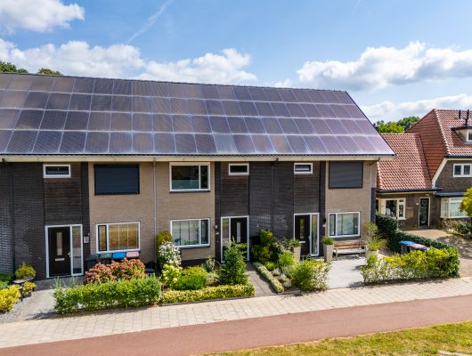 Hoofdfoto van Eefde Dr.v.d.Hoevenlaan 3e