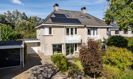 Hoofdfoto van Zutphen Robert van Guliklaan 9